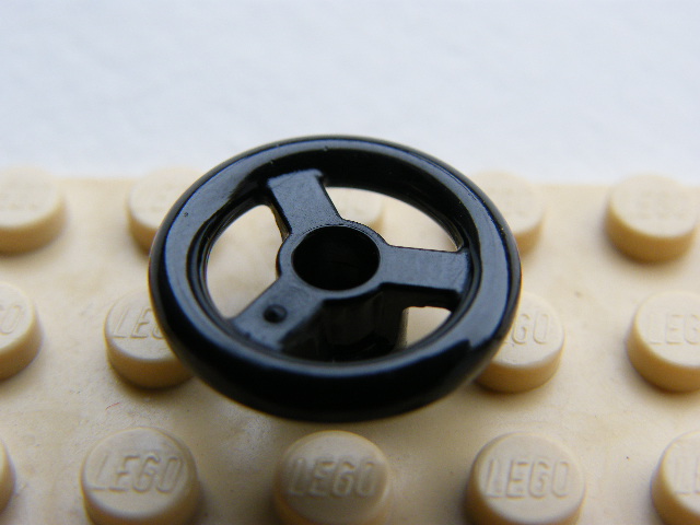 LEGO 2819 - Black Technic, Steering Wheel Small, 3 Studs Diameter