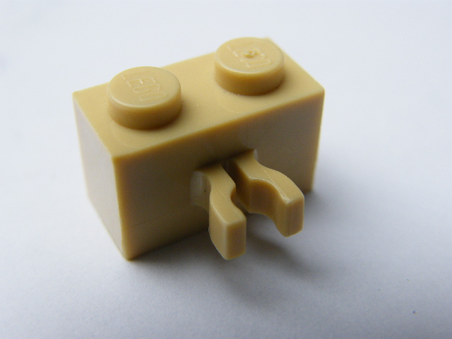 LEGO 30237b - Tan Brick, Modified 1 x 2 with Vertical Clip