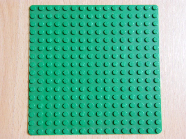 LEGO 3867 - Bright Green Baseplate 16 x 16