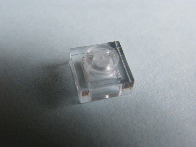 LEGO 3024 - Trans-Clear Plate 1 x 1