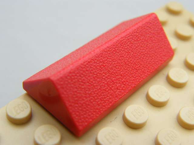 LEGO 3041 - Red Slope 45 2 x 4 Double
