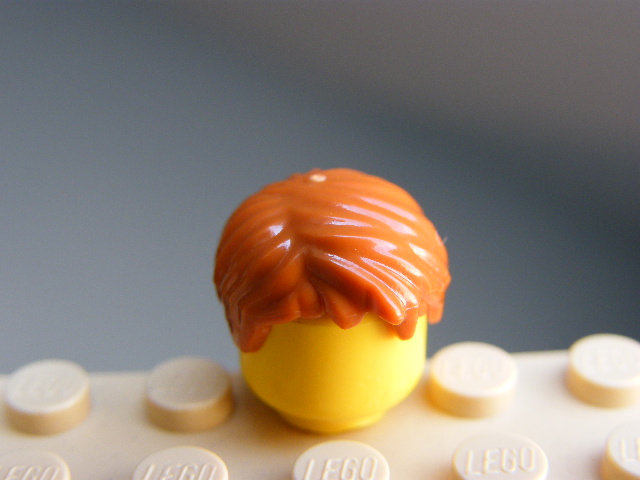 LEGO 62810 vlasy rezavé krátké