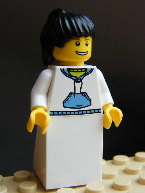 LEGO 135 PANENKA SE SUKNÍ A KAPSOU