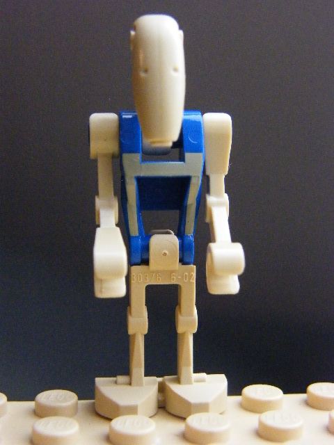 LEGO  sw0300 Battle Droid Pilot with Blue Torso with Tan Insignia