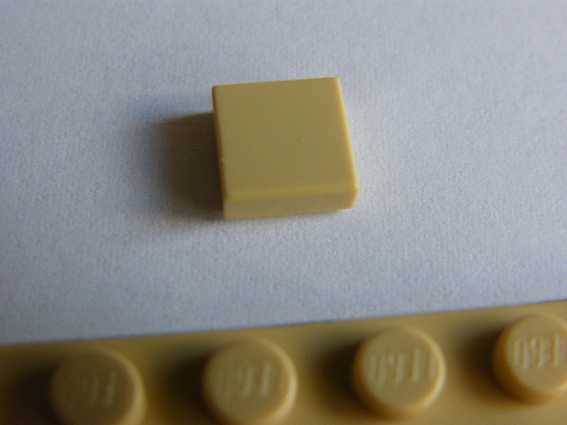 LEGO 3070b Tan Tile 1 x 1 with Groove