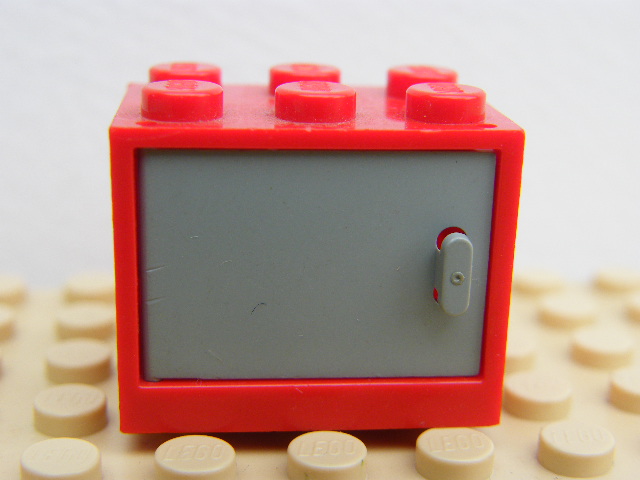 SKŘÍŇKA VĚTŠÍ ČERVENO-ŠEDÁ