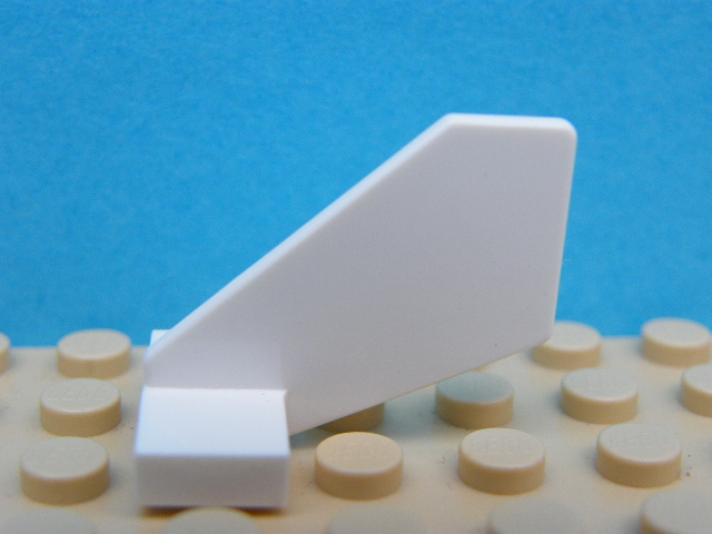 LEGO 44661  White Tail Shuttle, Small