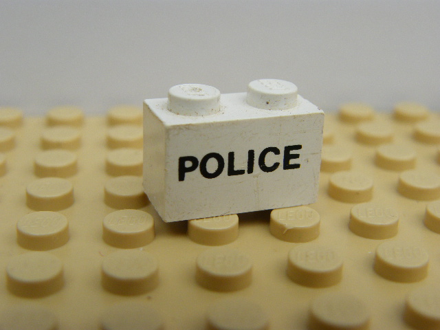 0132 KOSTKA POTISK POLICE
