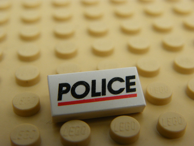 0138a KOSTKA POTISK POLICE