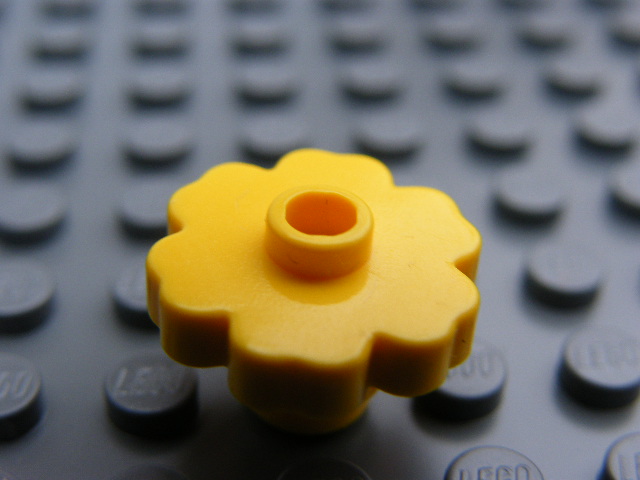 LEGO 4728 - ŽLUTÝ KVĚT