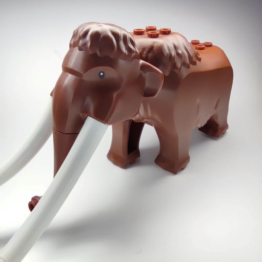 LEGO mammoth01 Woolly Mammoth