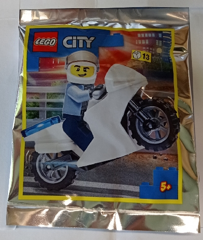 LEGO 952103-1 Policeman and Motorcycle