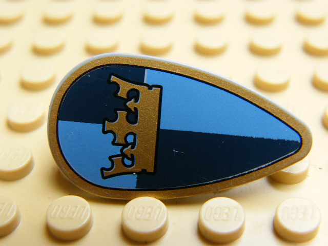 LEGO 2586px14 Minifigure, Shield Ovoid with Gold Crown on Dark Blue, Medium Blue Quarters Background Pattern