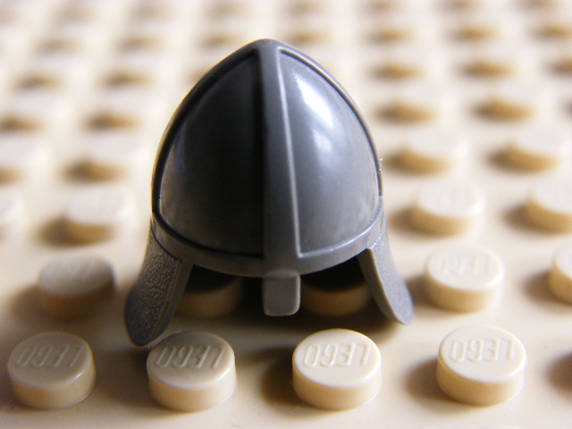 LEGO 3844 - PŘILBA RYTÍŘ TMAVĚ ŠEDÁ