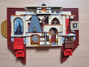 LEGO Gryffindor House Banner - nekompletní viz foto