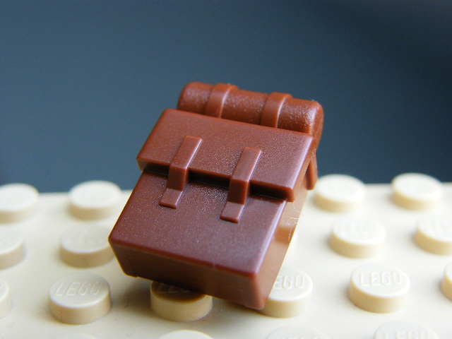 LEGO 2524 - BATOH HNĚDÝ 1