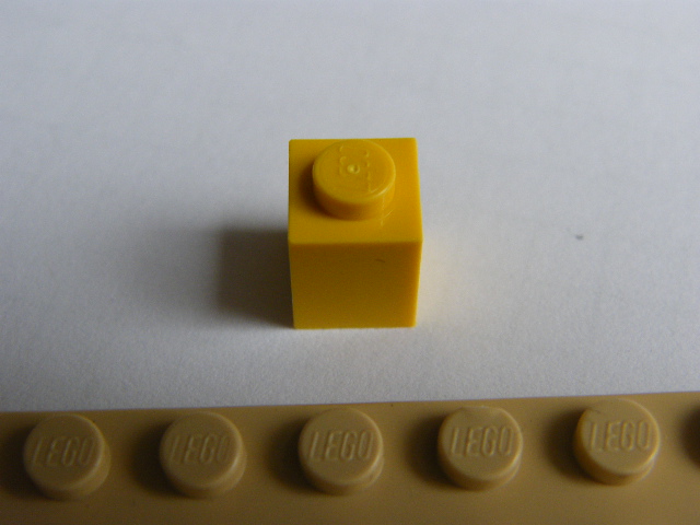 LEGO 3005 - KOSTKA 1X1 ŽLUTÁ