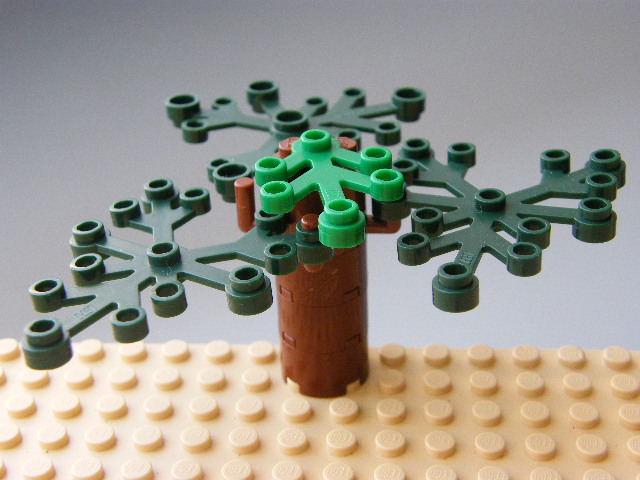 LEGO LISTNATÝ STROM 1