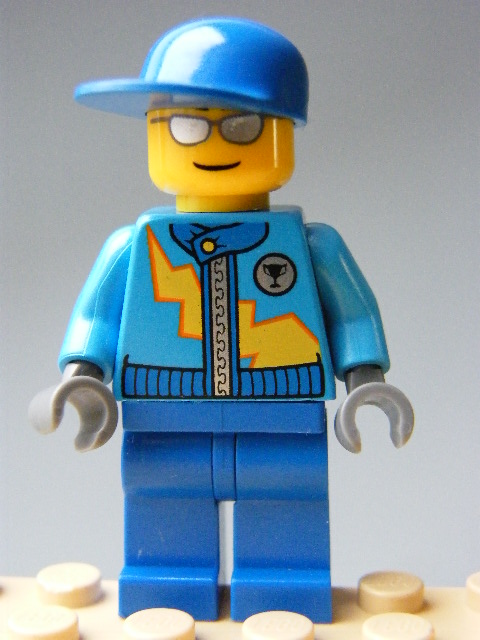LEGO 121 ZÁVODNÍK S MEDAILÍ