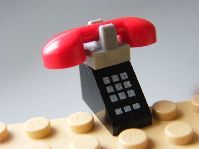 LEGO TELEFON ČERNÝ, ČERVENÉ SLUCHÁTKO