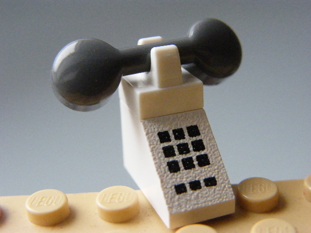 LEGO TELEFON BÍLÝ S ŠEDÝM SLUCHÁTKEM