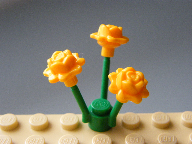 LEGO ŽLUTÁ TROJKYTIČKA - RŮŽE