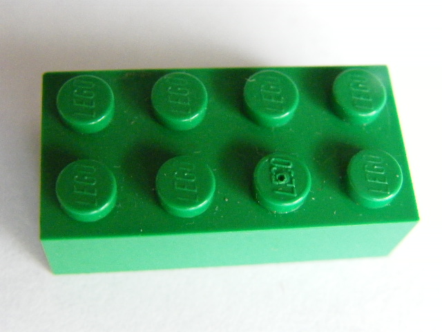 LEGO KOSTKA 3001 - 4X2 ZELENÁ