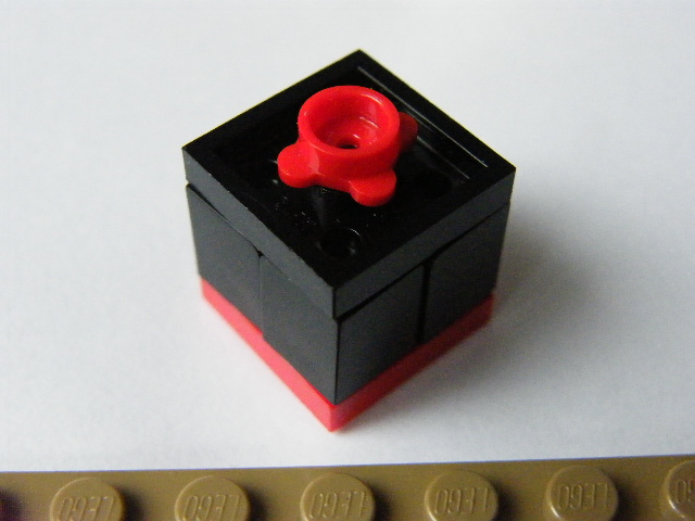 LEGO DÁREČEK ČERNÝ