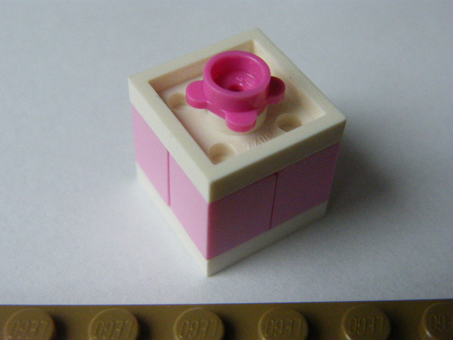 LEGO DÁREČEK RŮŽOVÝ