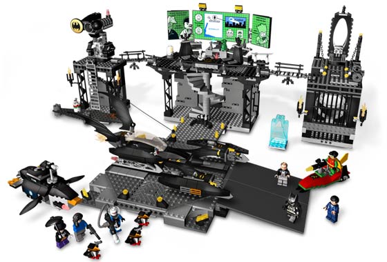 LEGO 7783 - The Batcave: The Penguin and Mr. Freeze's Invasion