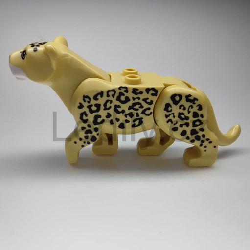 LEGObb787c02pb01 Cat, Large (Leopard) with White Muzzle and Black Nose and Spots Pattern 